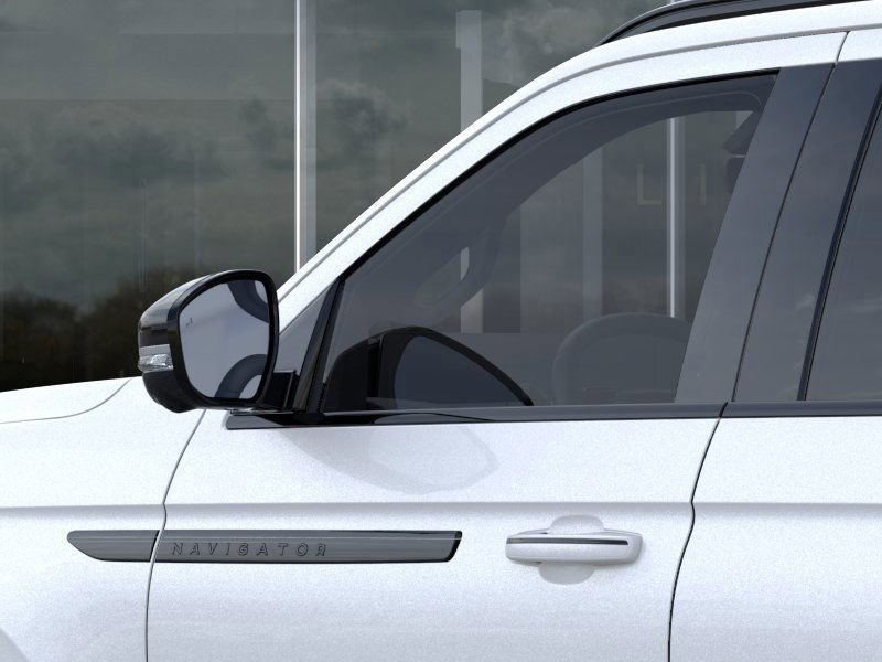 New 2025 Lincoln Navigator Reserve image 20