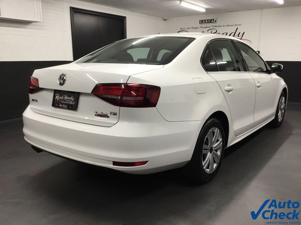 Used 2017 Volkswagen Jetta S w/ Jetta S Cold Weather Package image 10