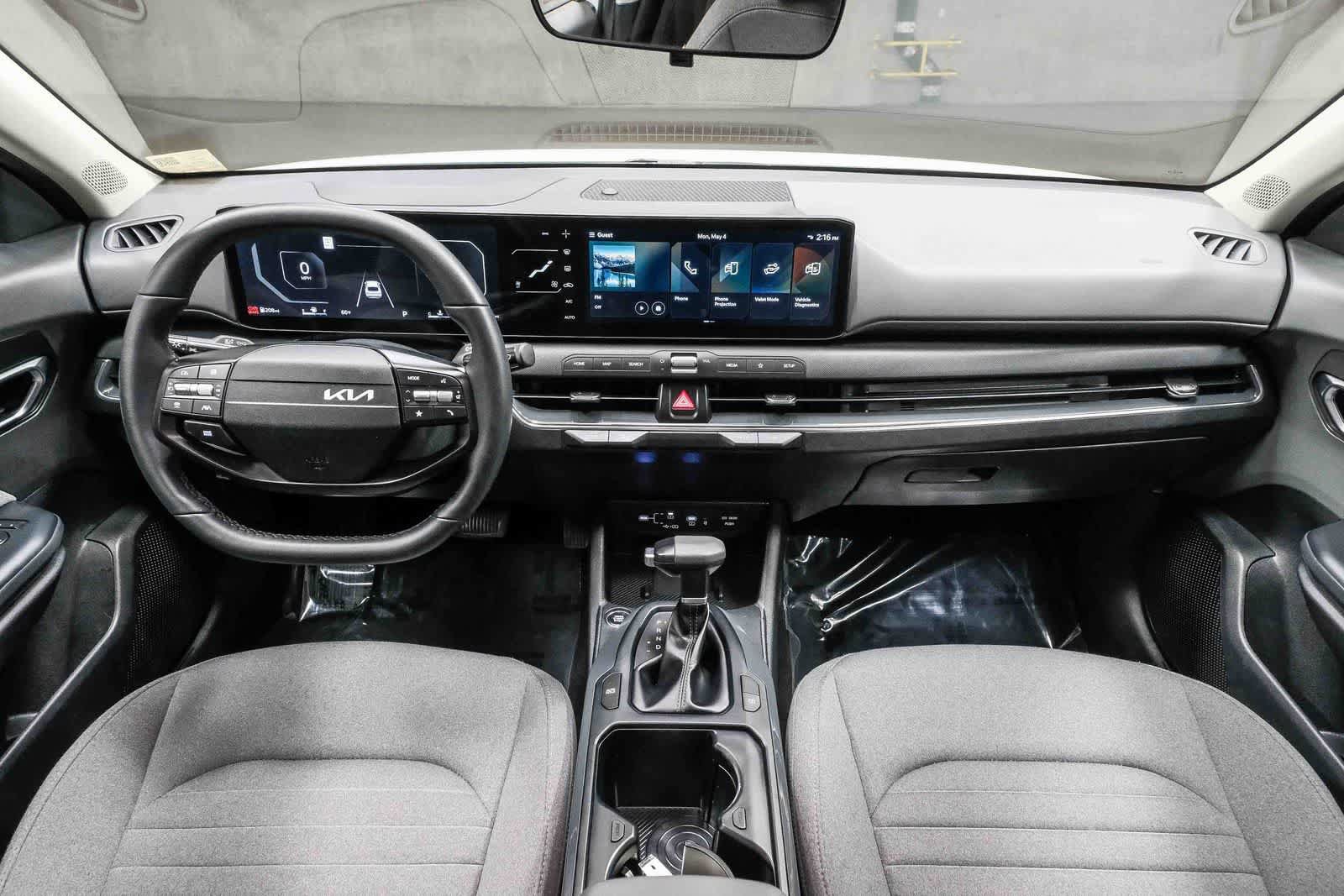 Used 2025 Kia K4 EX FWD image 15