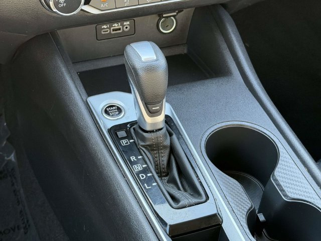 Used 2025 Nissan Altima 2.5 SV FWD image 22