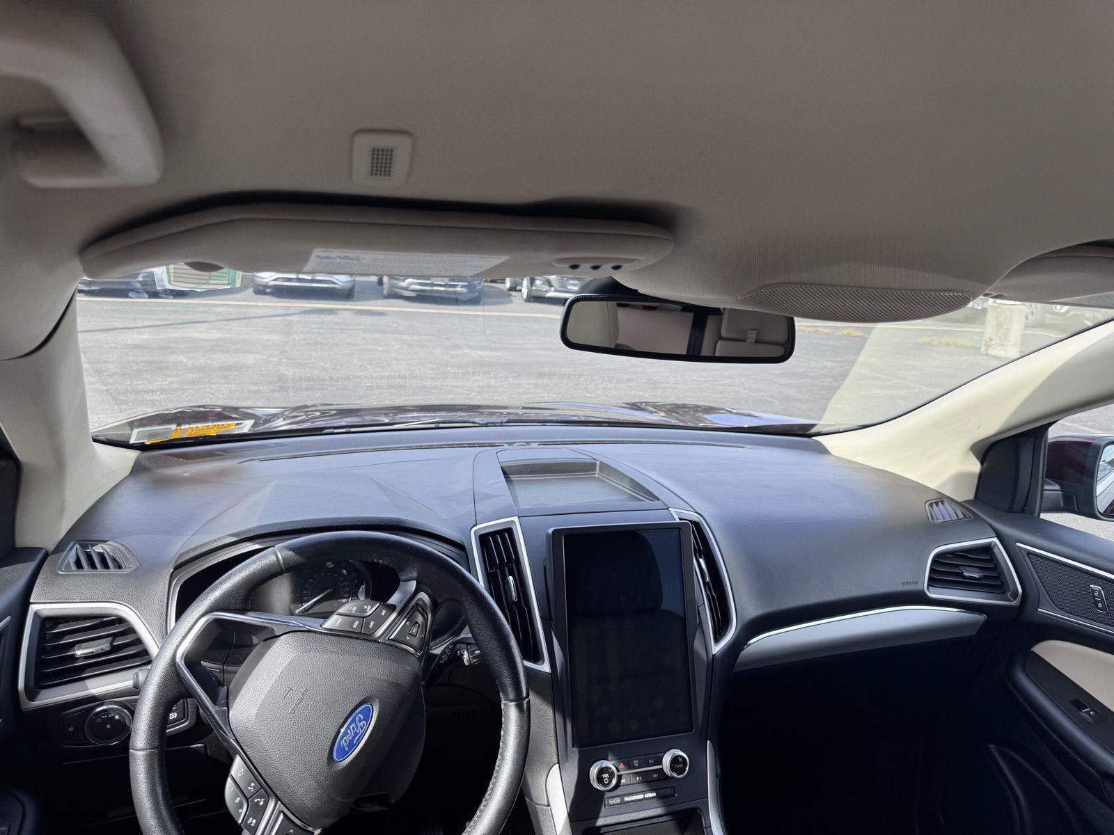 Used 2022 Ford Edge SEL w/ Convenience Package AWD/4WD image 11