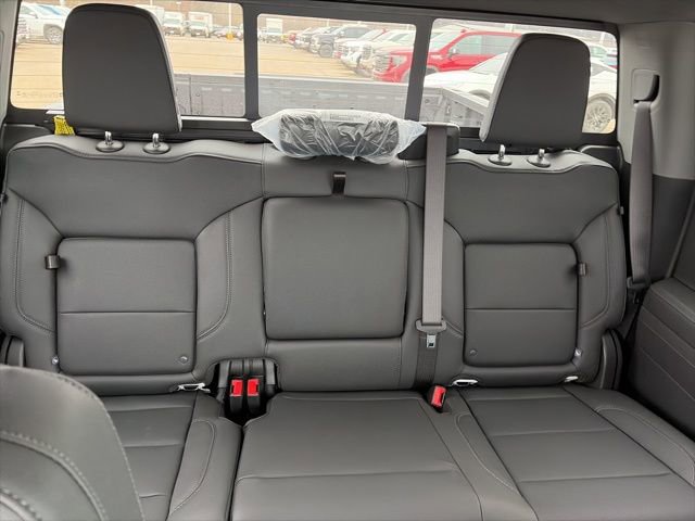 New 2026 GMC Sierra 1500 SLT w/ SLT Convenience Package image 20