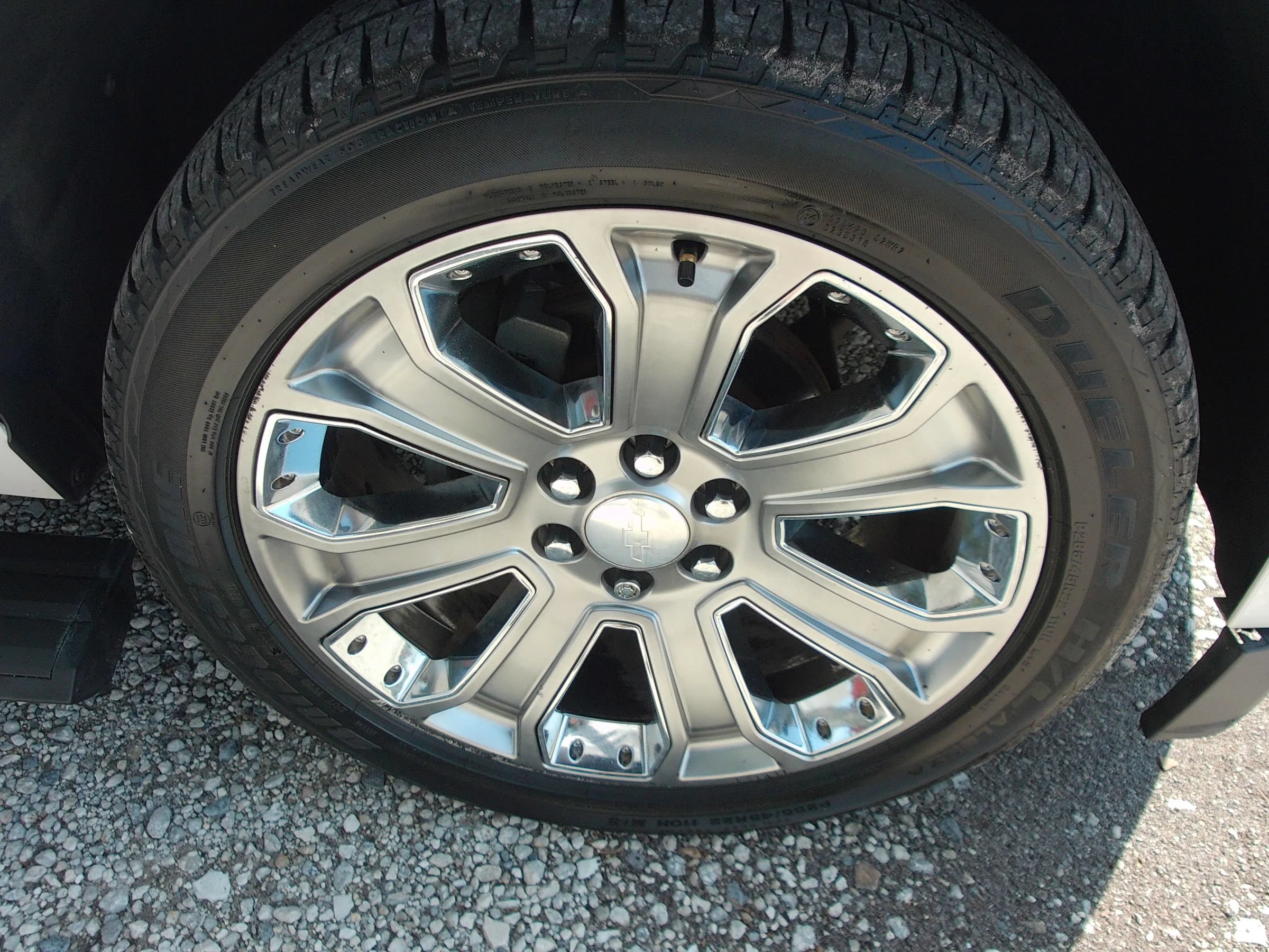 Used 2017 Chevrolet Suburban Premier RWD image 51