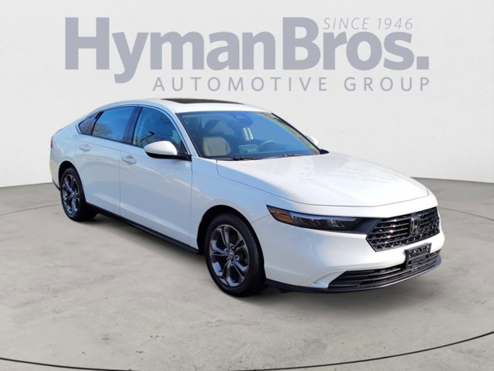 Used 2023 Honda Accord EX image 1