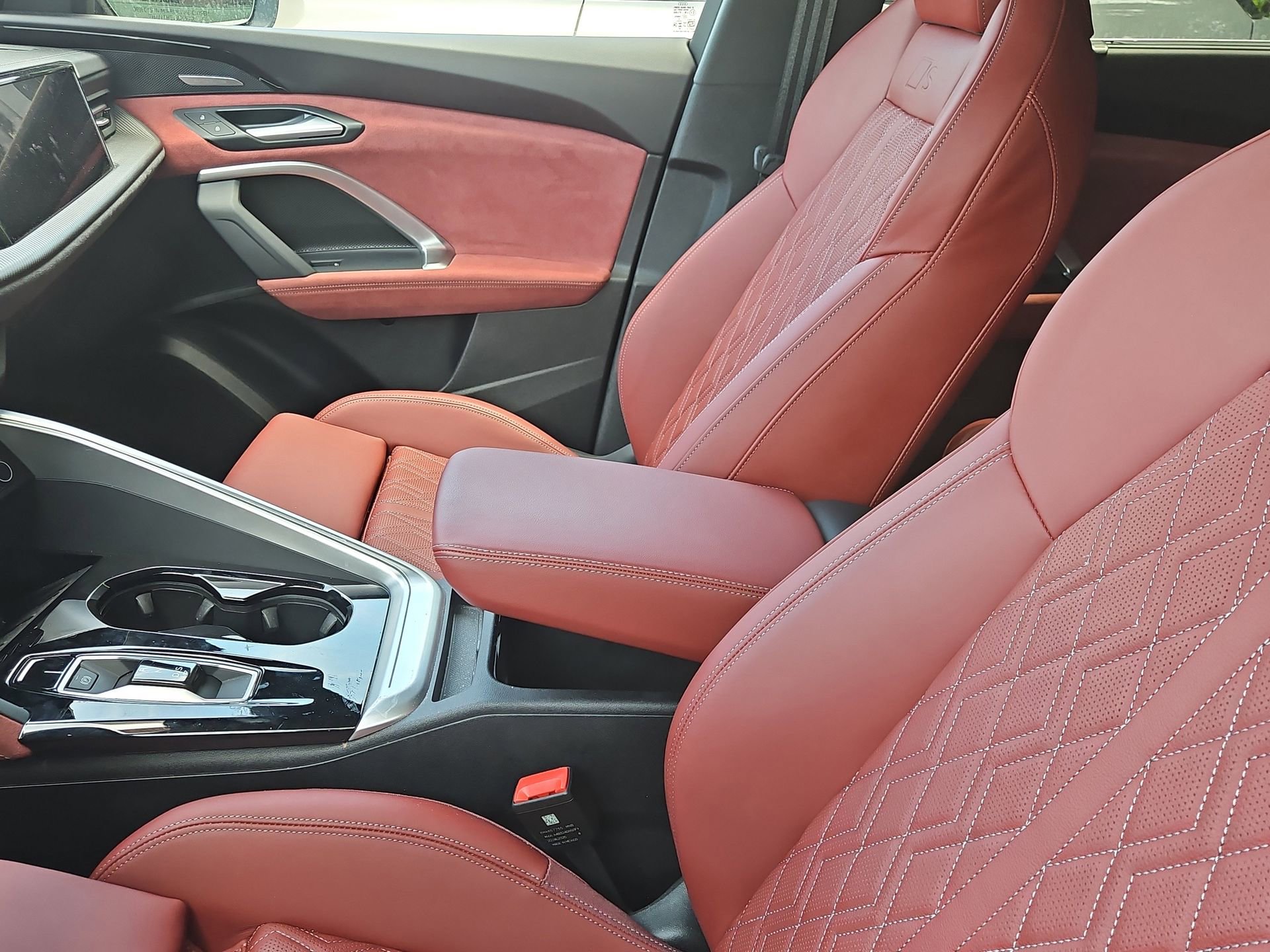Certified 2025 Audi SQ5 Prestige AWD/4WD image 8