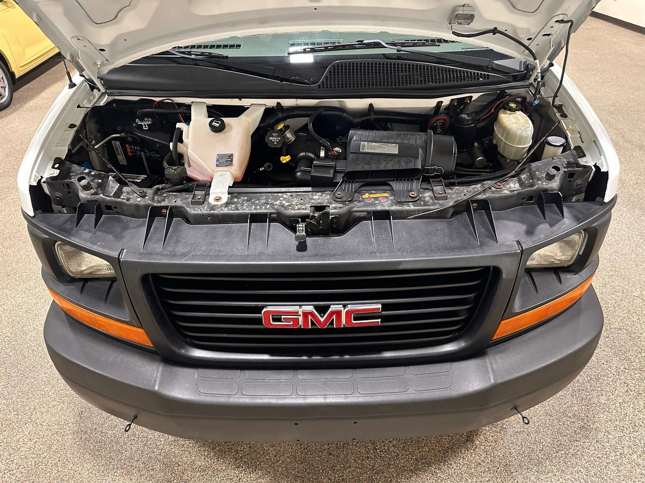 Used 2013 GMC Savana 1500 AWD image 42