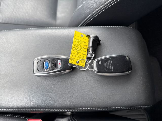 Used 2018 Subaru Outback 3.6R Limited AWD/4WD image 29