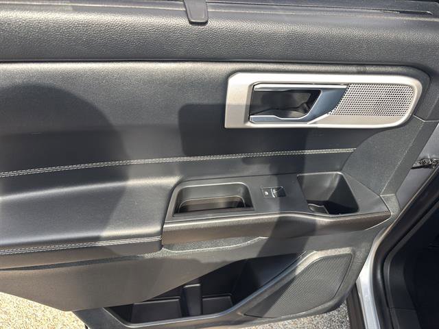 Certified 2020 Ford Explorer Limited AWD/4WD image 17