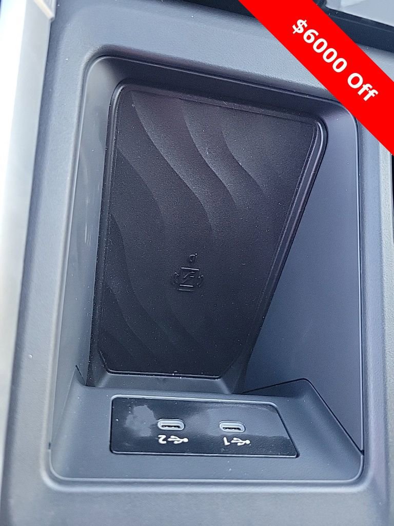 New 2025 Nissan Armada Platinum image 30