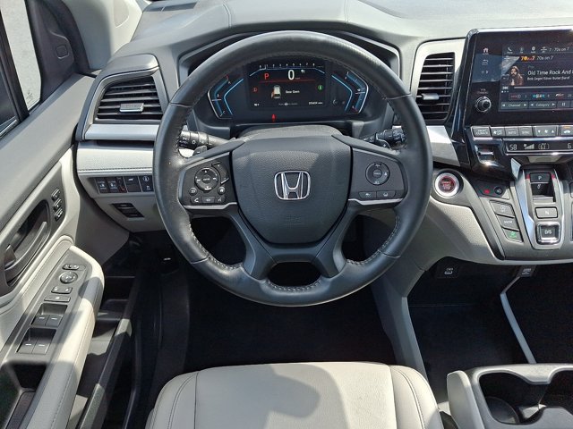 Used 2024 Honda Odyssey EX-L image 11