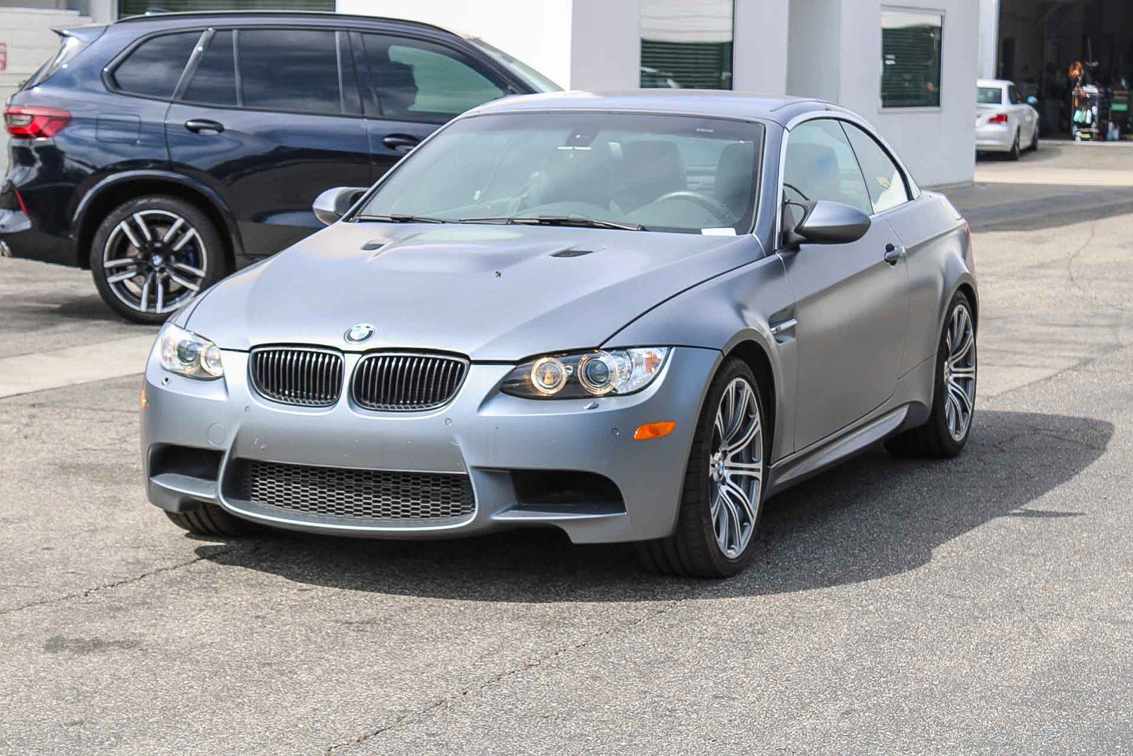 Used 2013 BMW M3 Convertible image 3