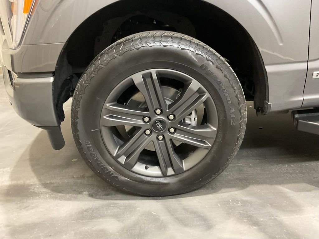 Used 2023 Ford F150 Lariat image 6