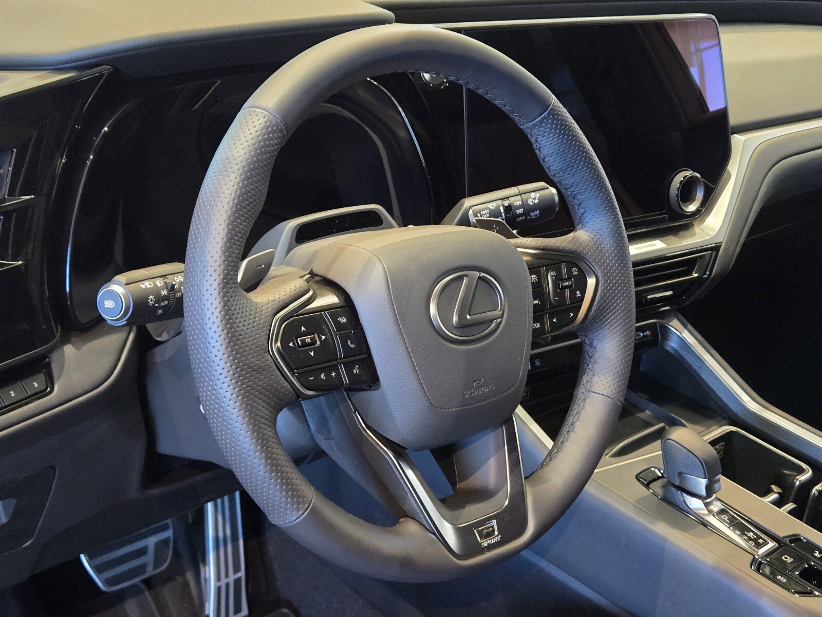New 2026 Lexus TX 500h AWD image 11