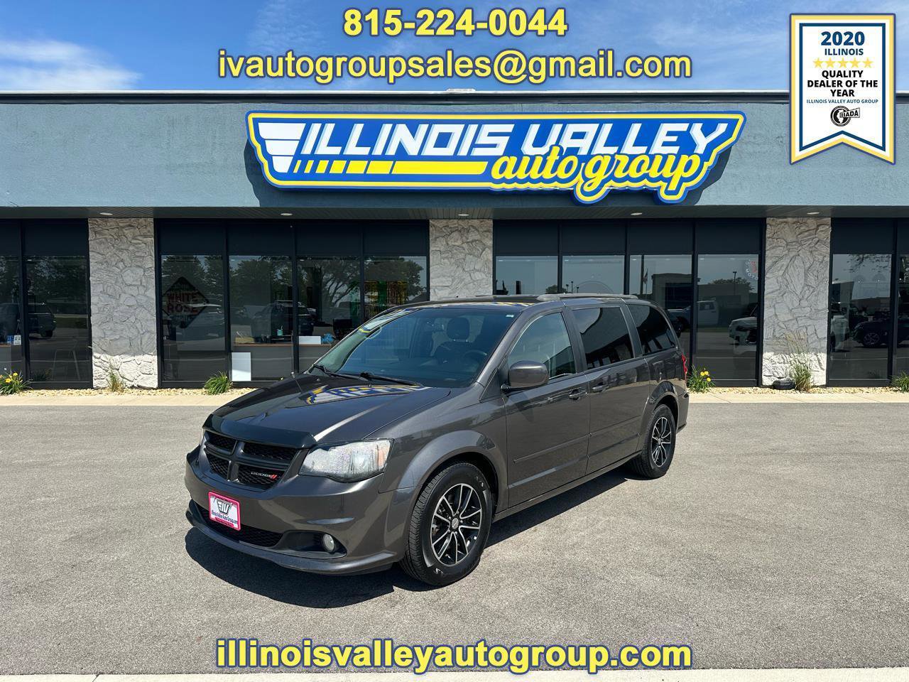 Used 2016 Dodge Grand Caravan R/T FWD image 1