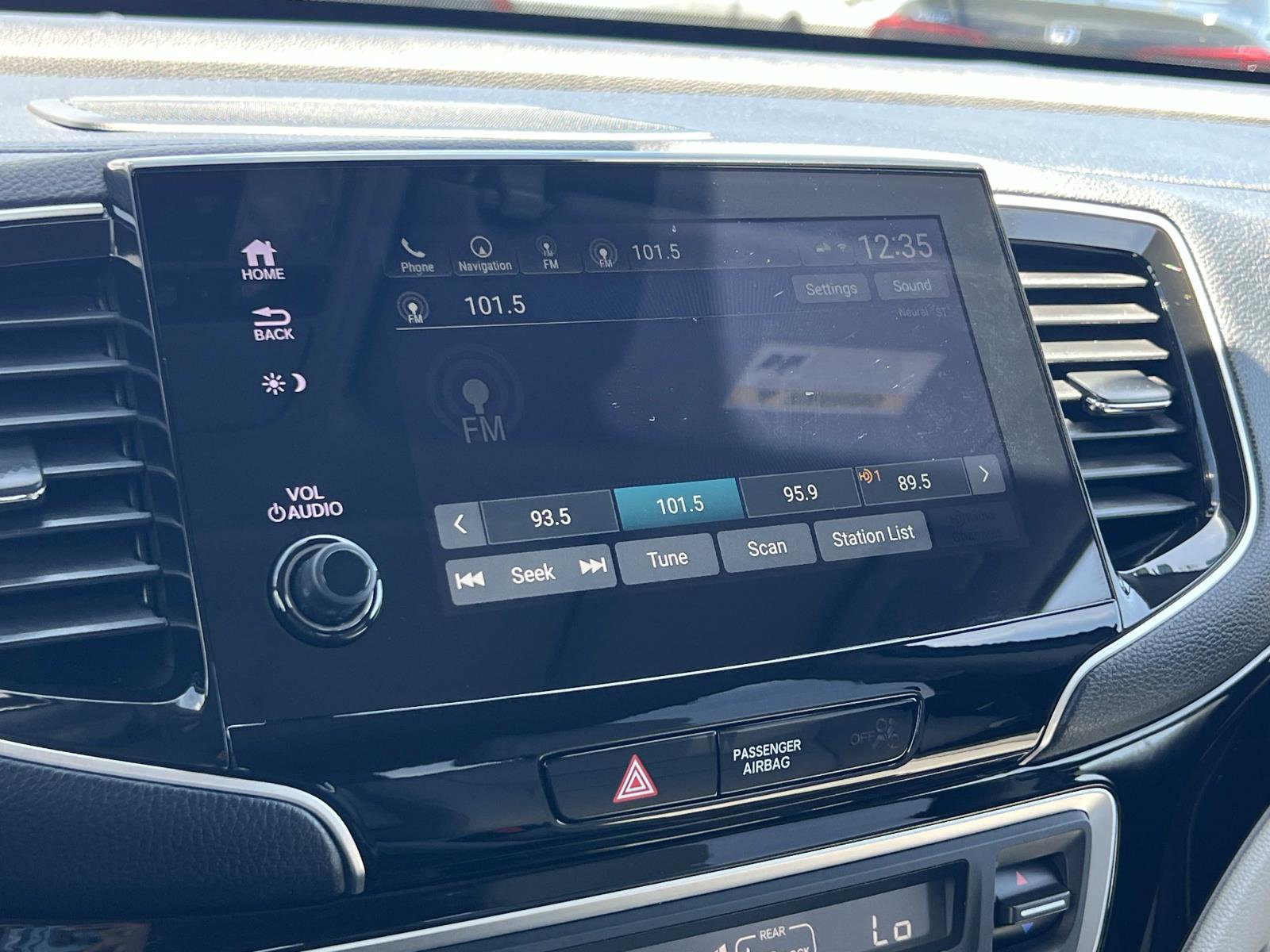 Used 2022 Honda Pilot Touring image 12