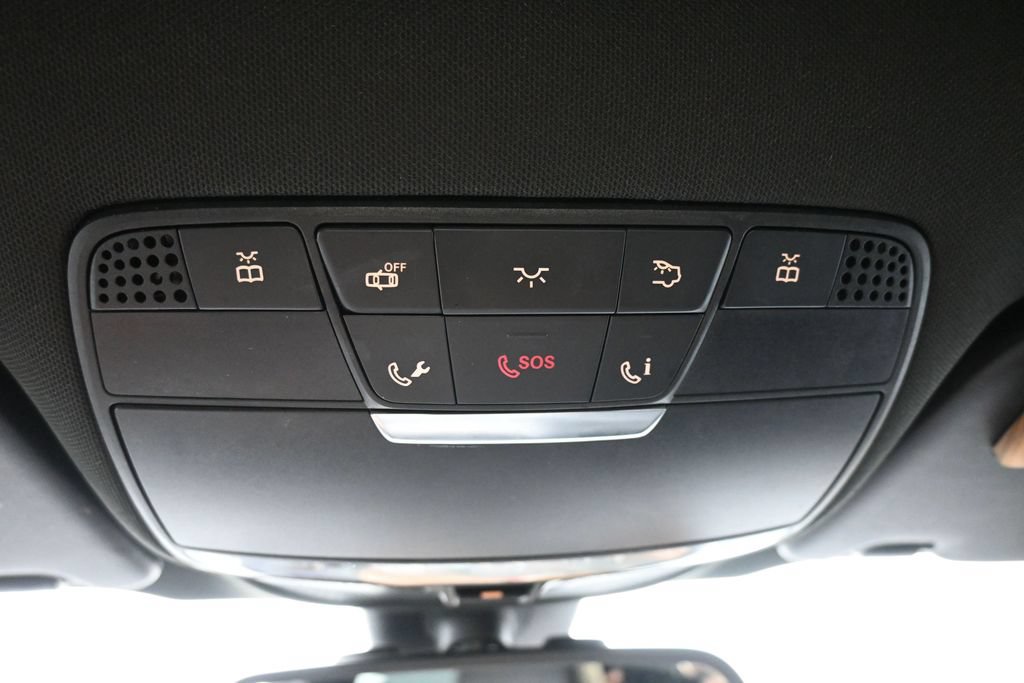 Used 2017 Mercedes-Benz GLC 300 4MATIC image 56