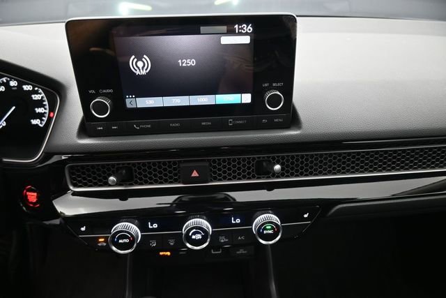 Used 2022 Honda Civic EX-L image 3