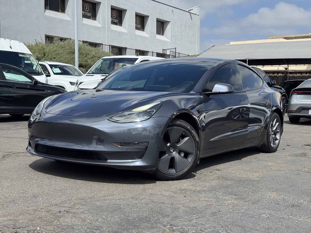 Used 2021 Tesla Model 3 Long Range AWD/4WD image 2