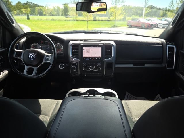 Used 2022 RAM 1500 Warlock AWD/4WD image 16