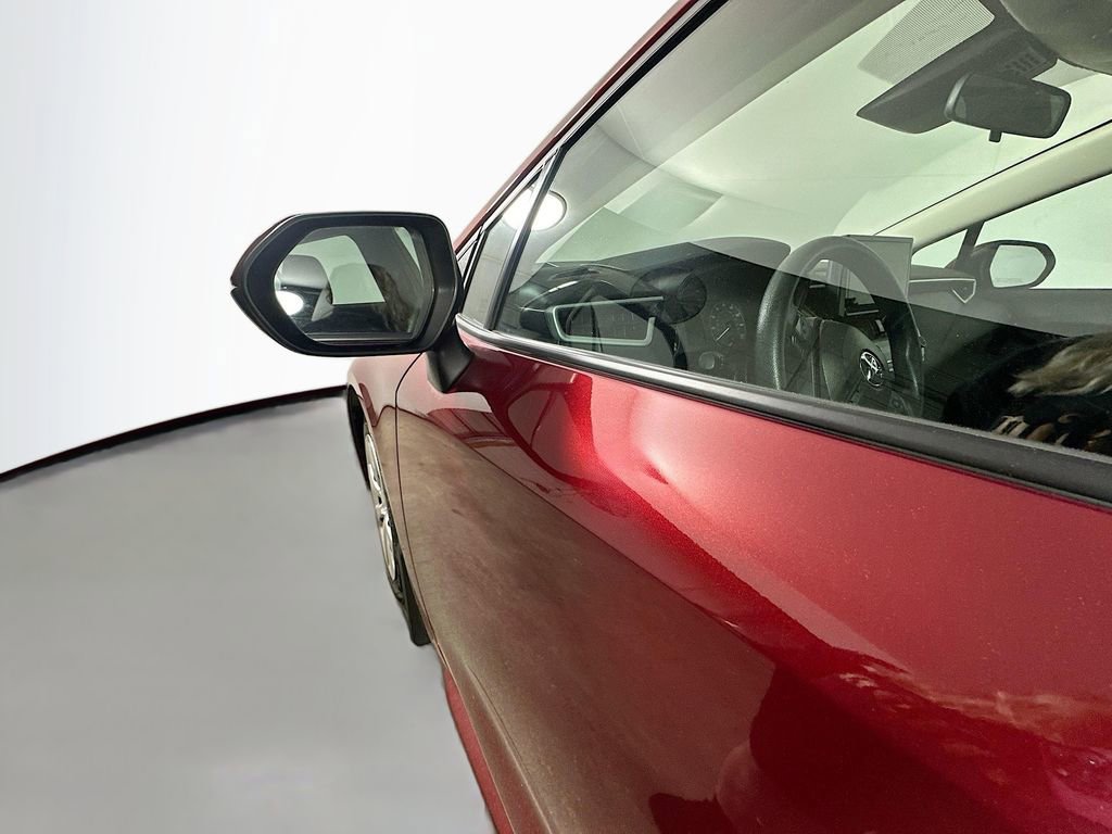 Used 2025 Toyota Corolla LE image 36