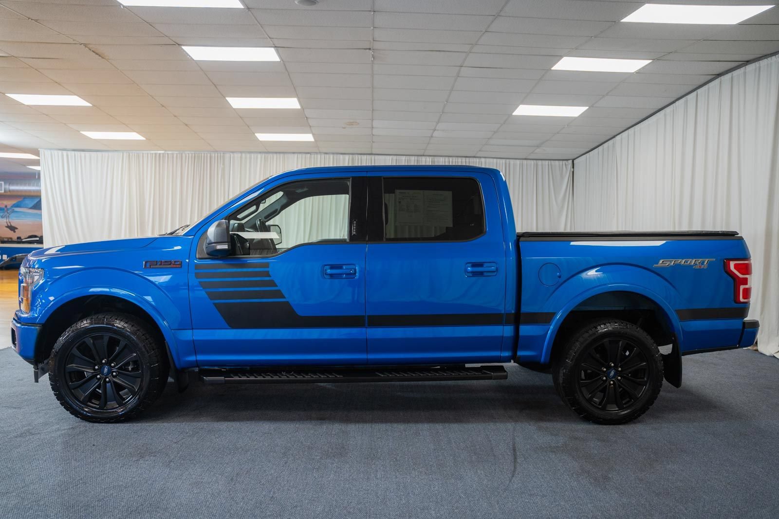 Used 2019 Ford F150 XLT w/ Equipment Group 302A Luxury AWD/4WD image 4