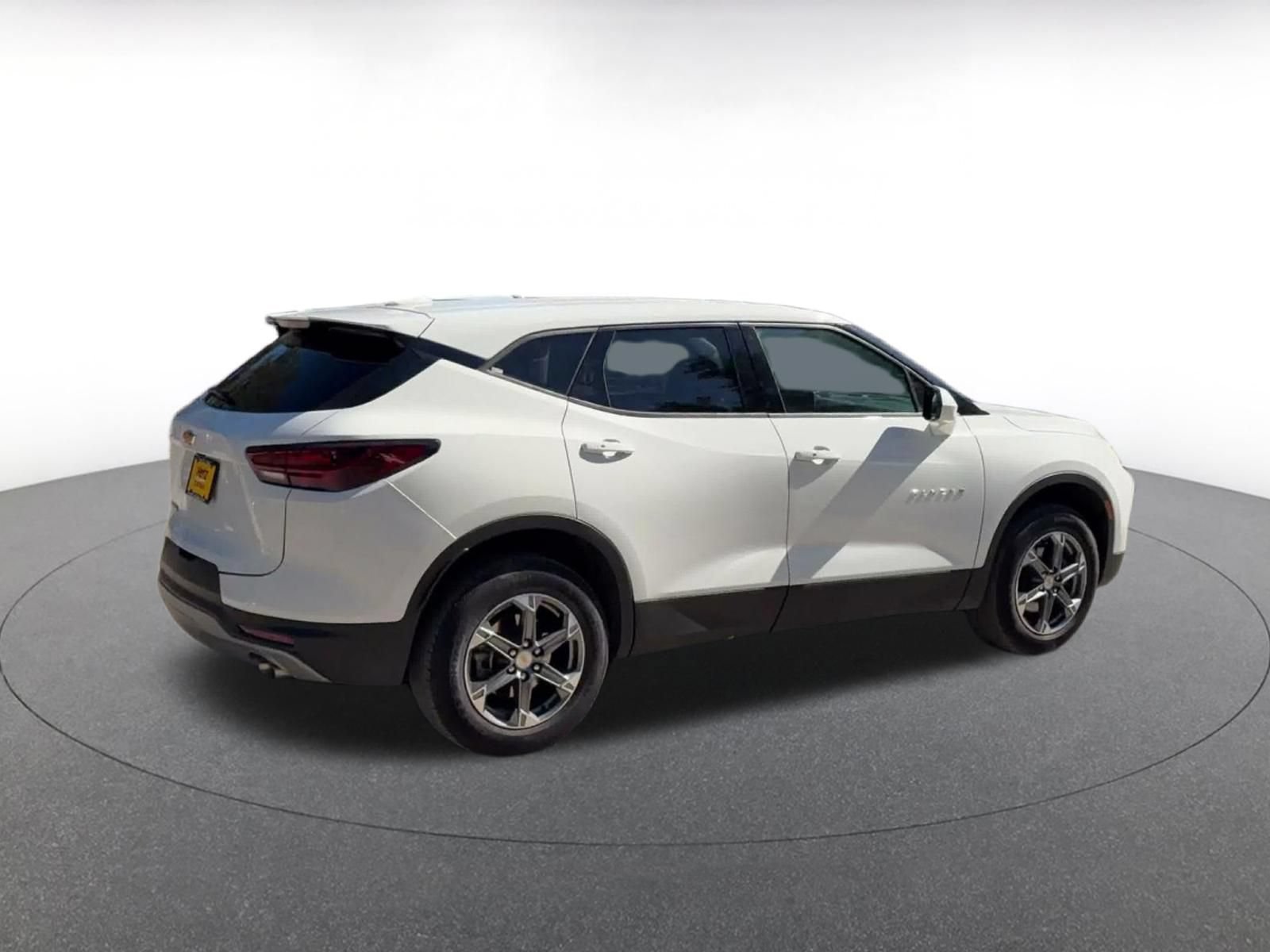 Used 2026 Chevrolet Blazer LT FWD image 14