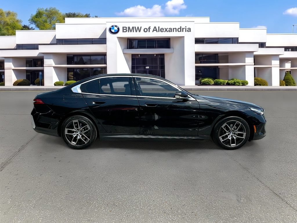 Used 2026 BMW i5 eDrive40 AWD/4WD image 8