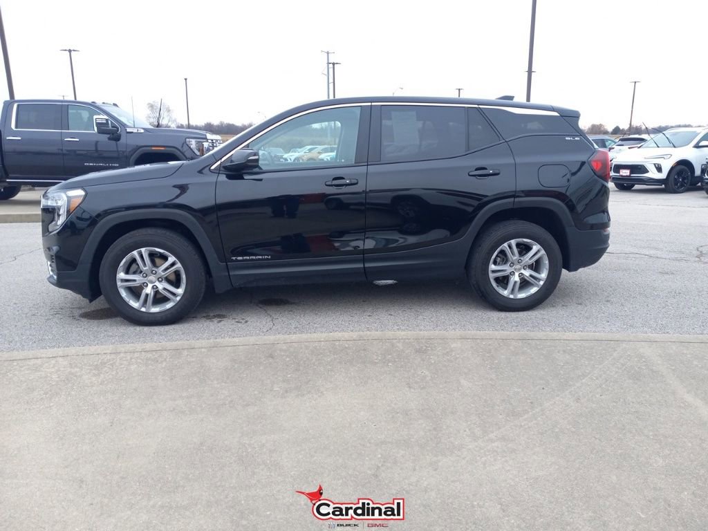 Used 2022 GMC Terrain SLE w/ Fleet Convenience Package image 15