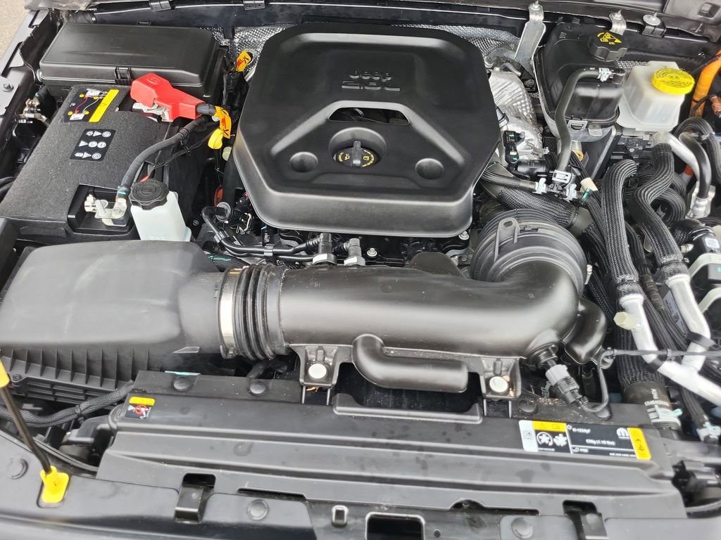 Used 2024 Jeep Wrangler Unlimited image 33