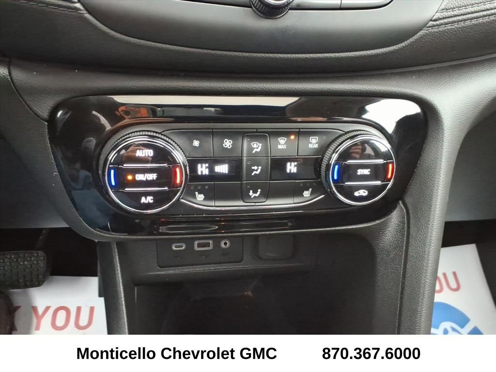 Used 2022 Buick Encore GX Essence w/ Experience Buick Package image 16