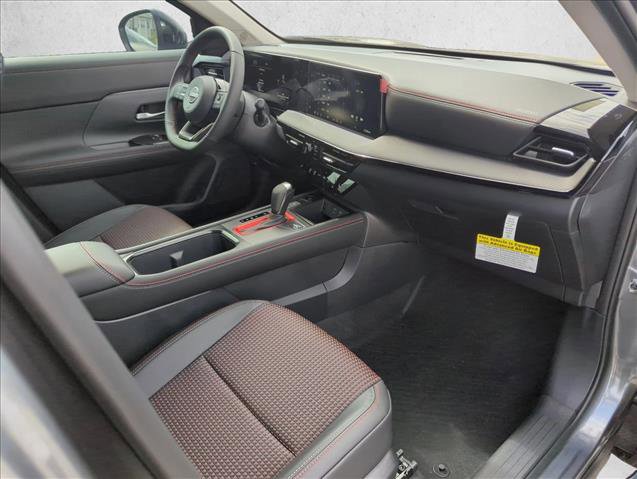 New 2026 Nissan Kicks SR w/ Cold Weather Package image 18