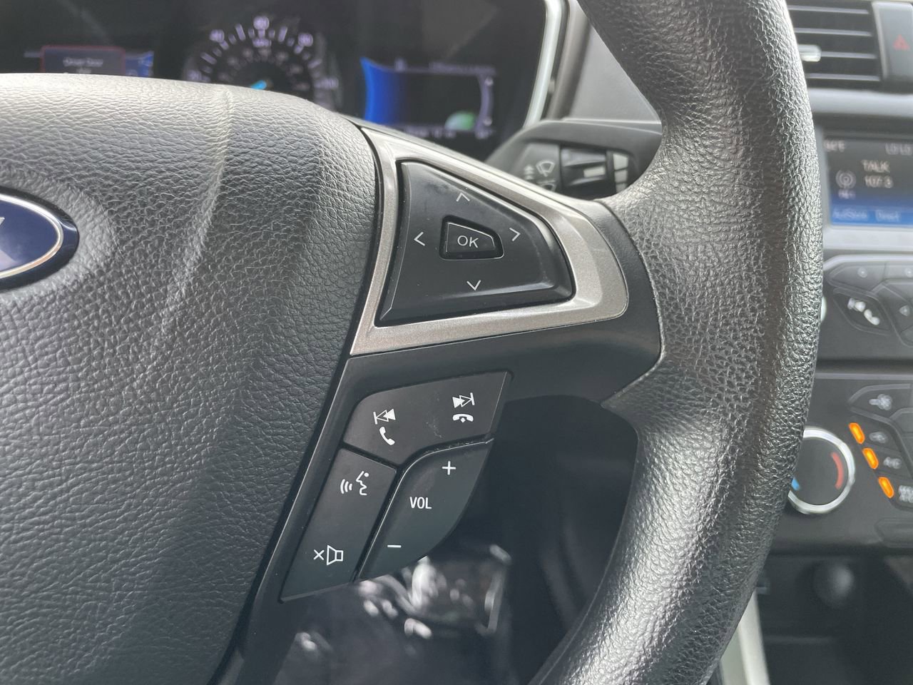 Used 2017 Ford Fusion S FWD image 27