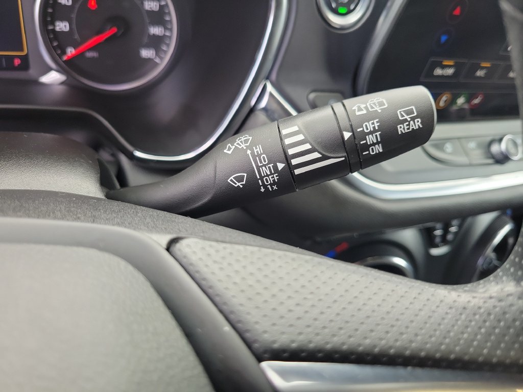 Used 2025 Chevrolet Blazer LT FWD image 29