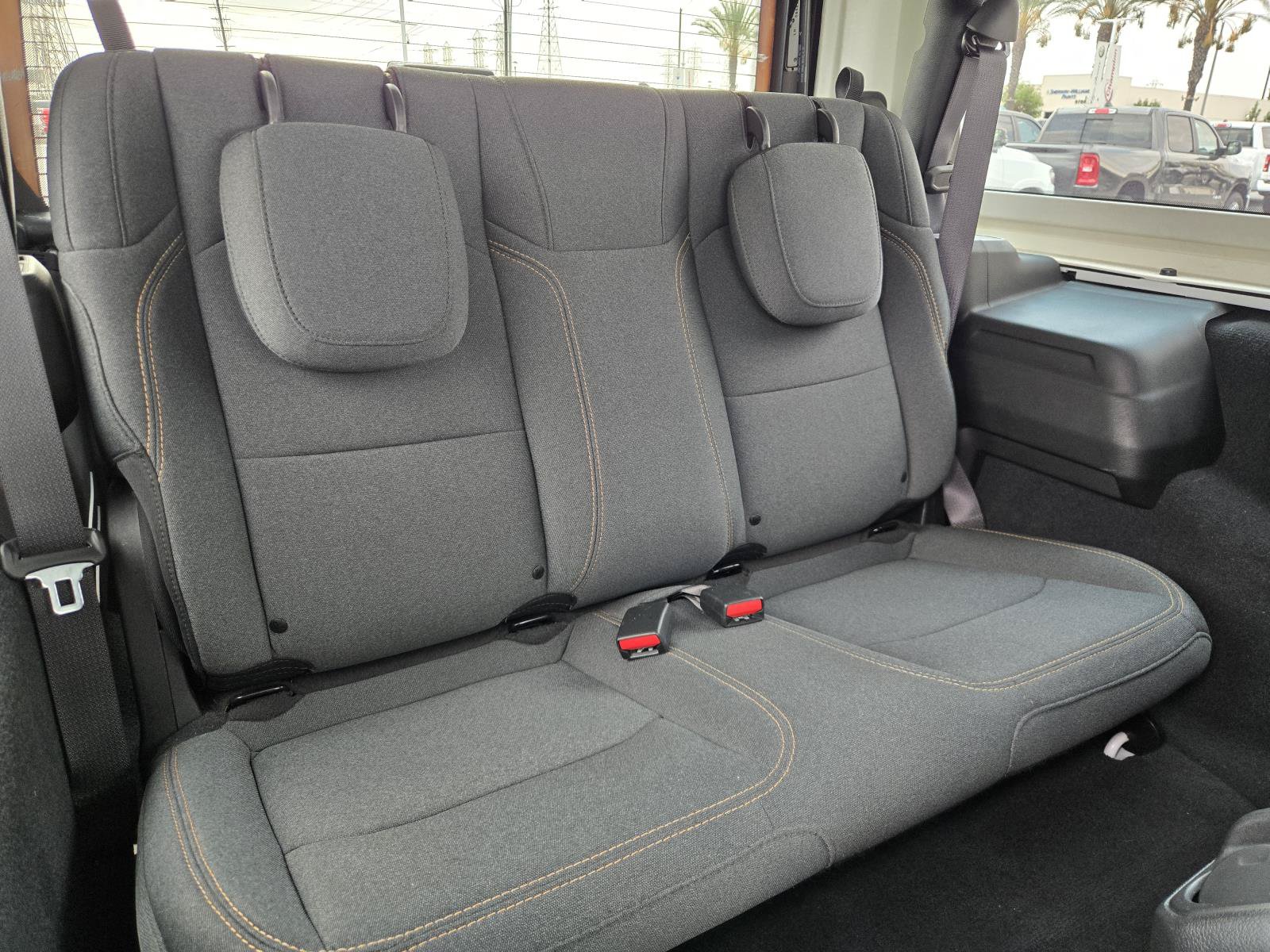 Used 2024 Jeep Wrangler Sport AWD/4WD image 30