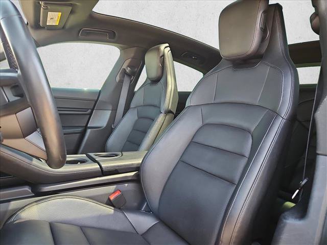 Used 2022 Porsche Taycan 4S AWD/4WD image 15