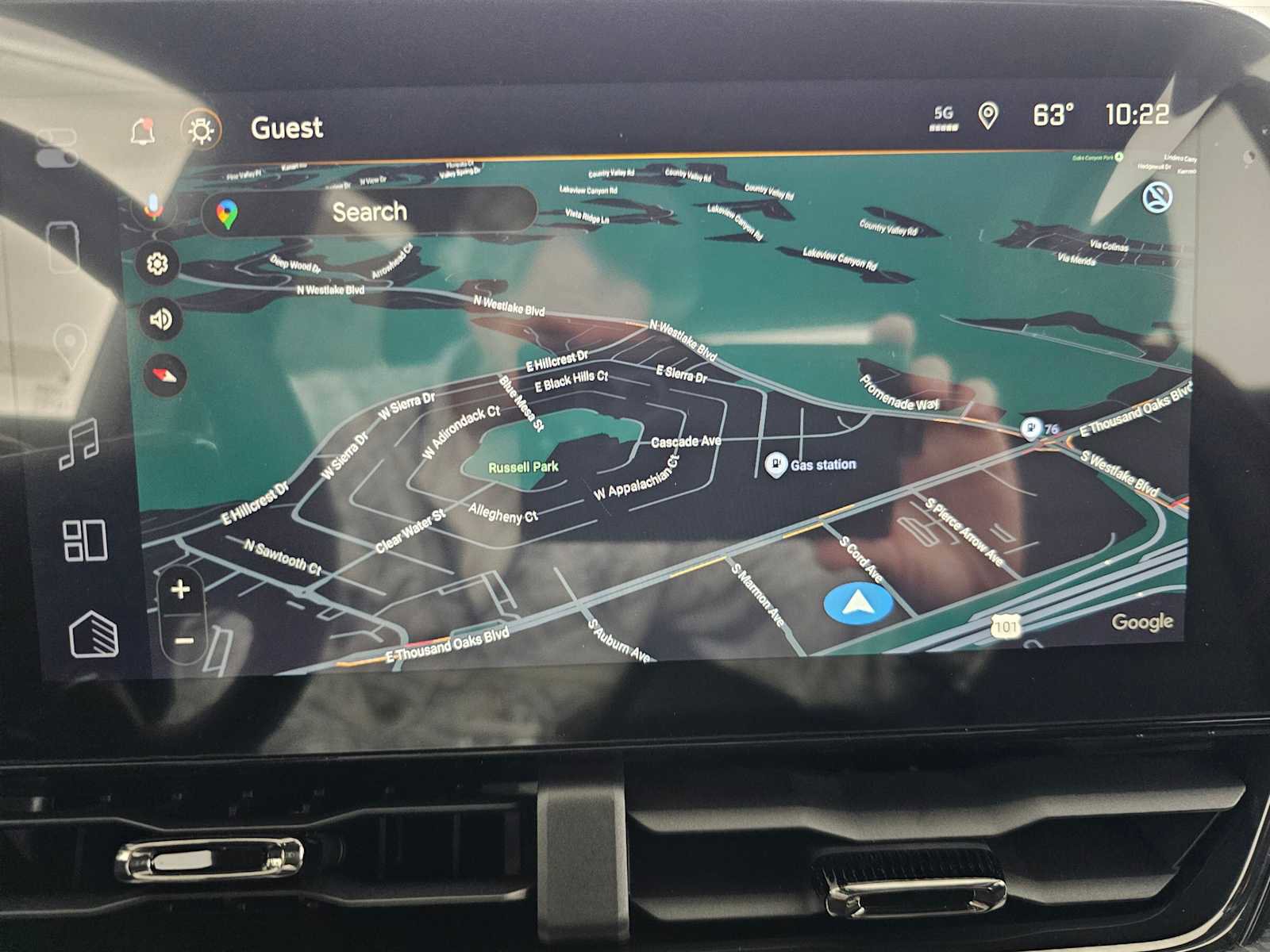 New 2026 Chevrolet Equinox RS w/ Safety and Technology Package FWD image 24