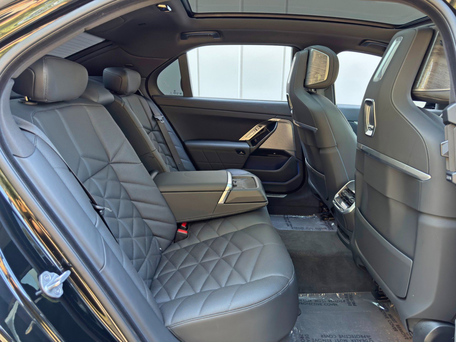Used 2024 BMW 740i w/ M Sport Professional Package RWD image 50