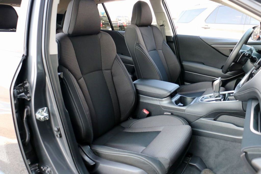 Used 2025 Subaru Outback Premium image 29