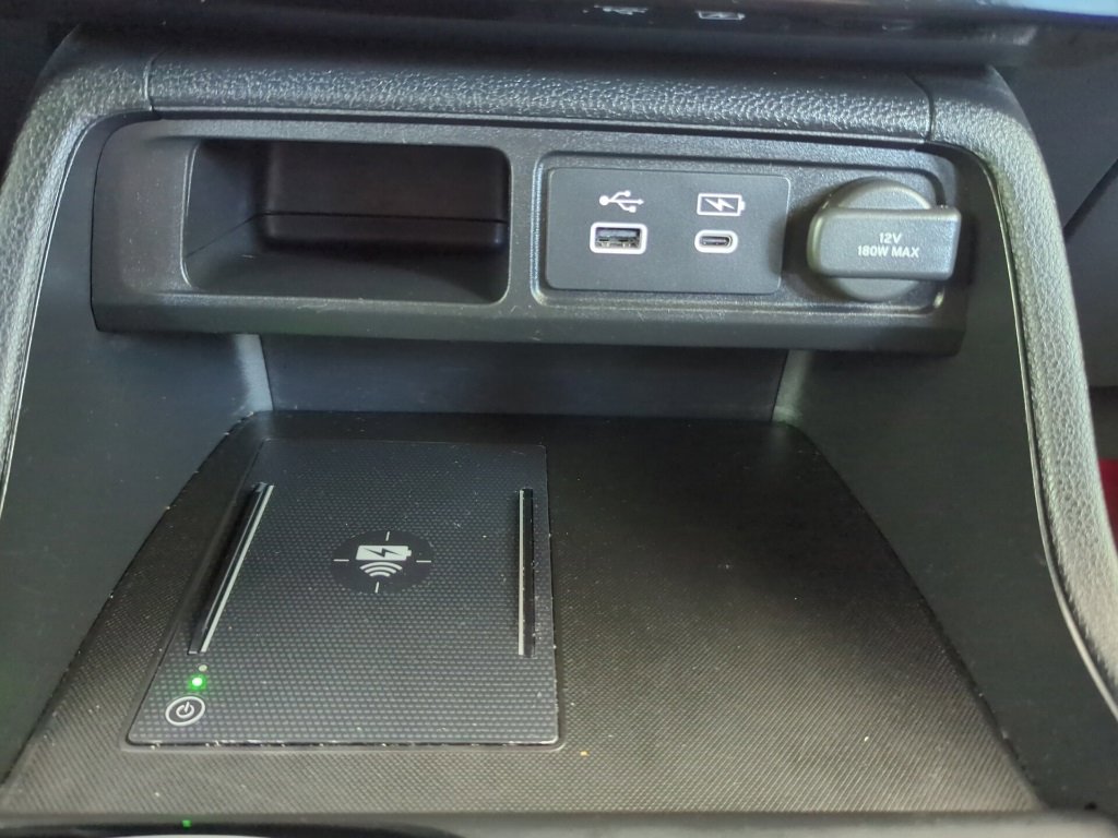 Used 2025 Honda Pilot Black Edition image 25