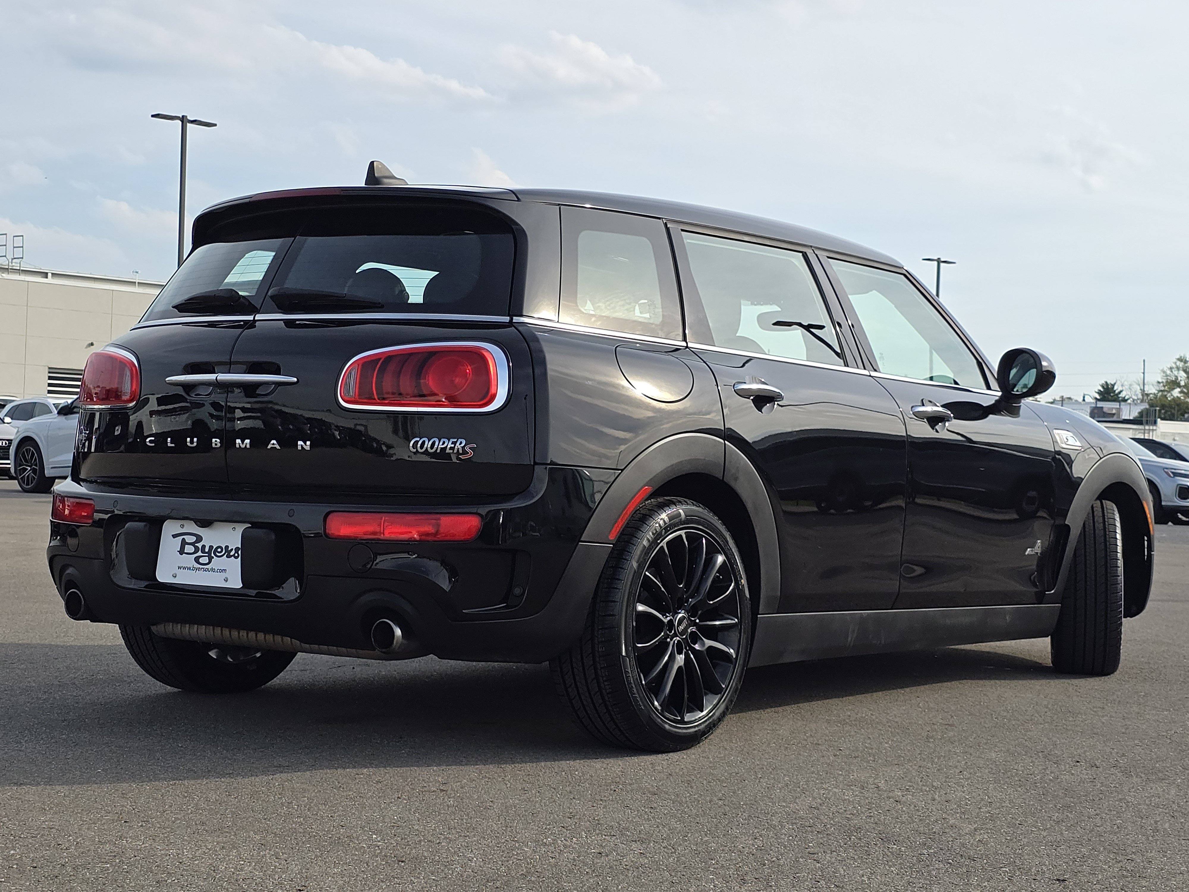 Used 2019 MINI Cooper Clubman S w/ Premium Package AWD/4WD image 7