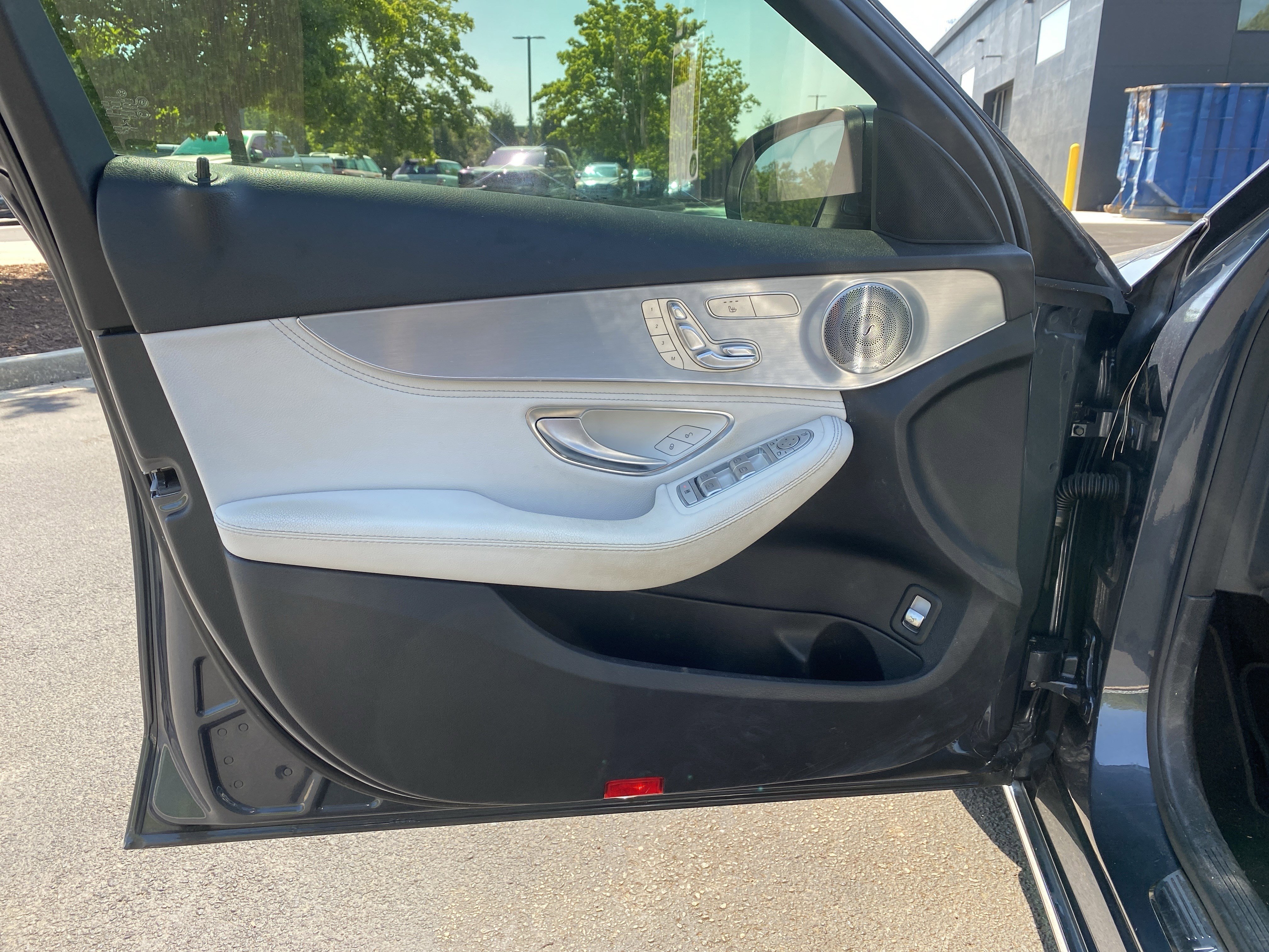 Used 2016 Mercedes-Benz C 300 4MATIC Sedan image 16