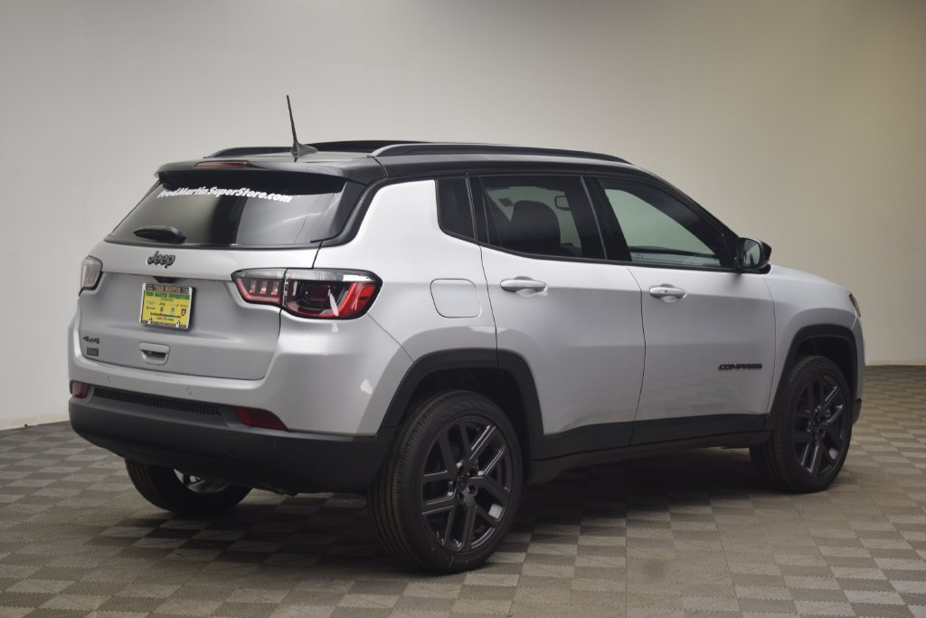 New 2026 Jeep Compass Limited w/ Sun, Sound & Navigation Group AWD/4WD image 6