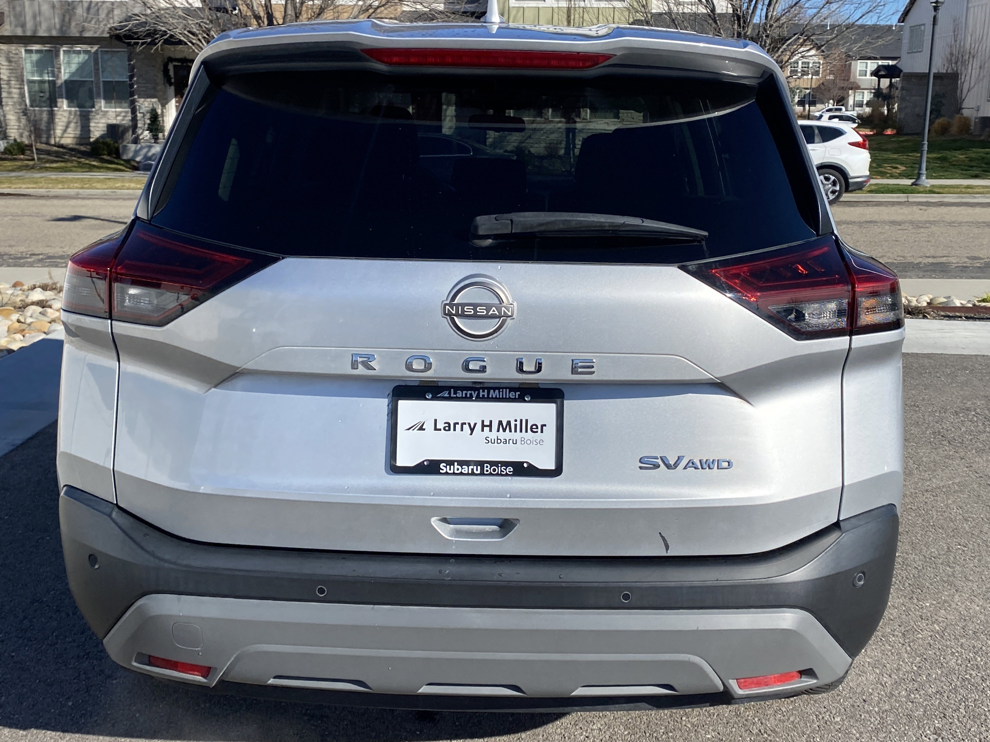 Used 2023 Nissan Rogue SV image 5