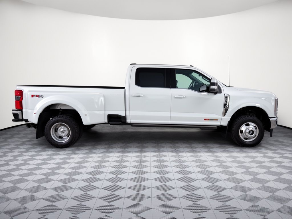 Used 2024 Ford F350 Lariat w/ Lariat Ultimate Package AWD/4WD image 8