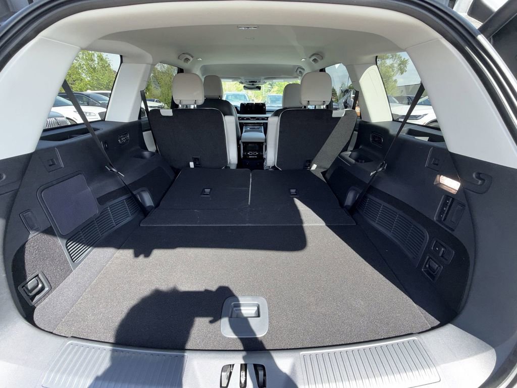 Used 2026 Lincoln Aviator 2WD image 21