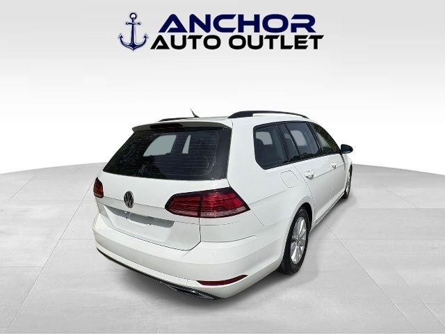 Used 2019 Volkswagen Golf S image 8