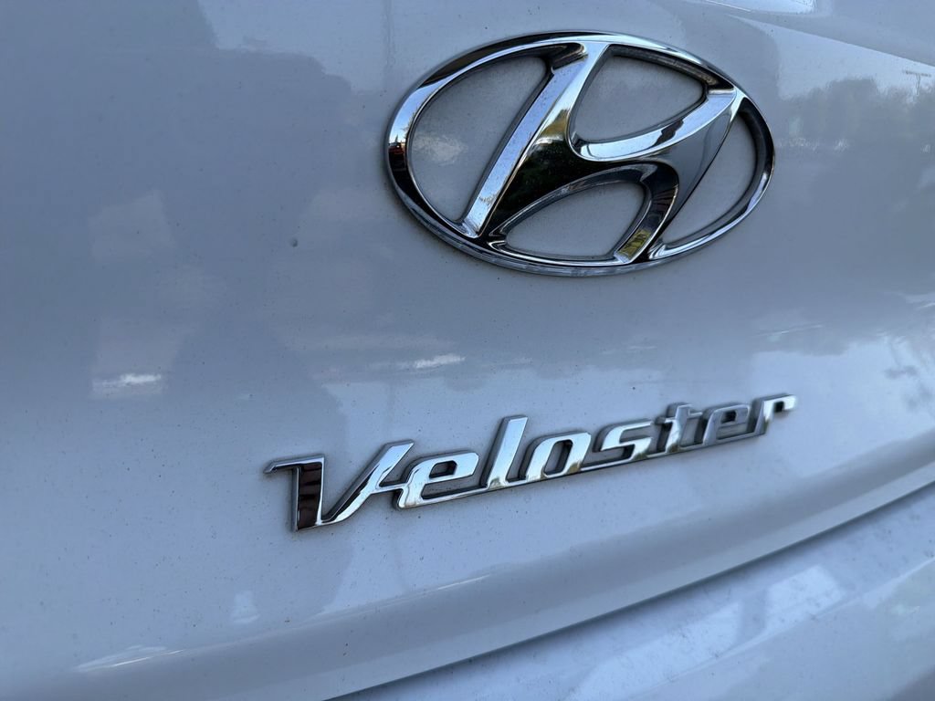 Used 2022 Hyundai Veloster N FWD image 33
