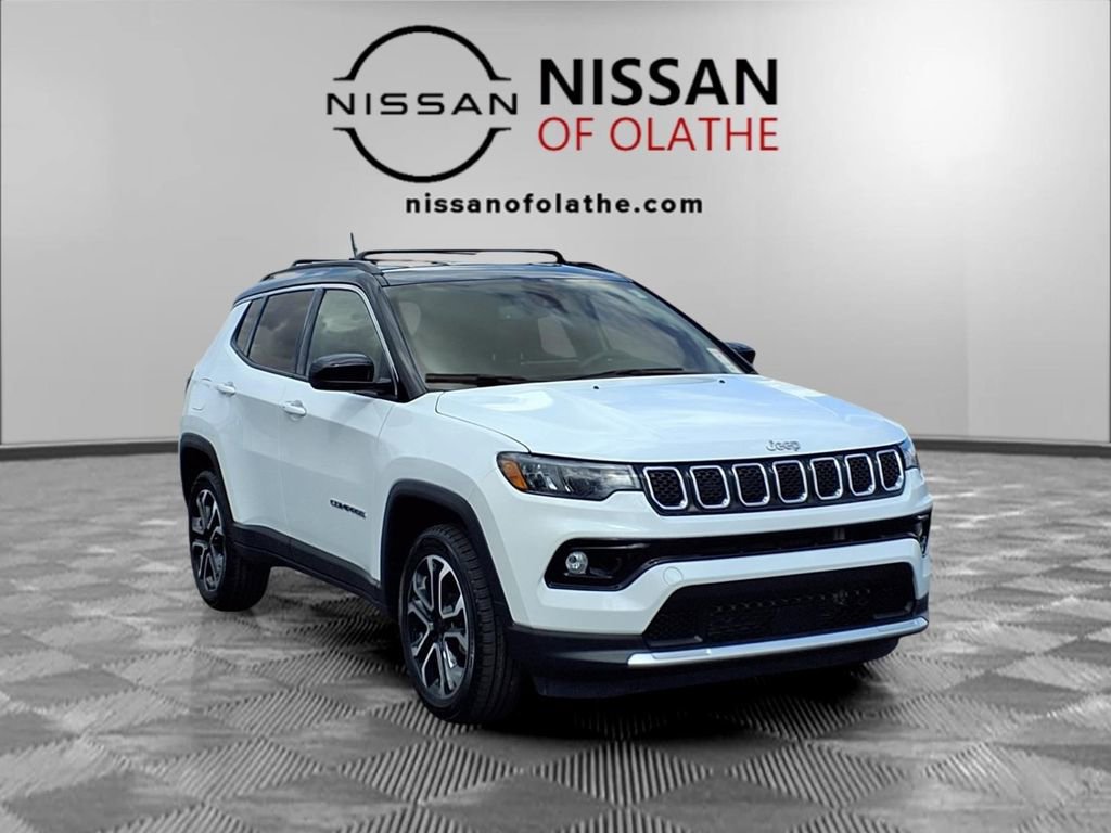 Used 2023 Jeep Compass Limited AWD/4WD image 29