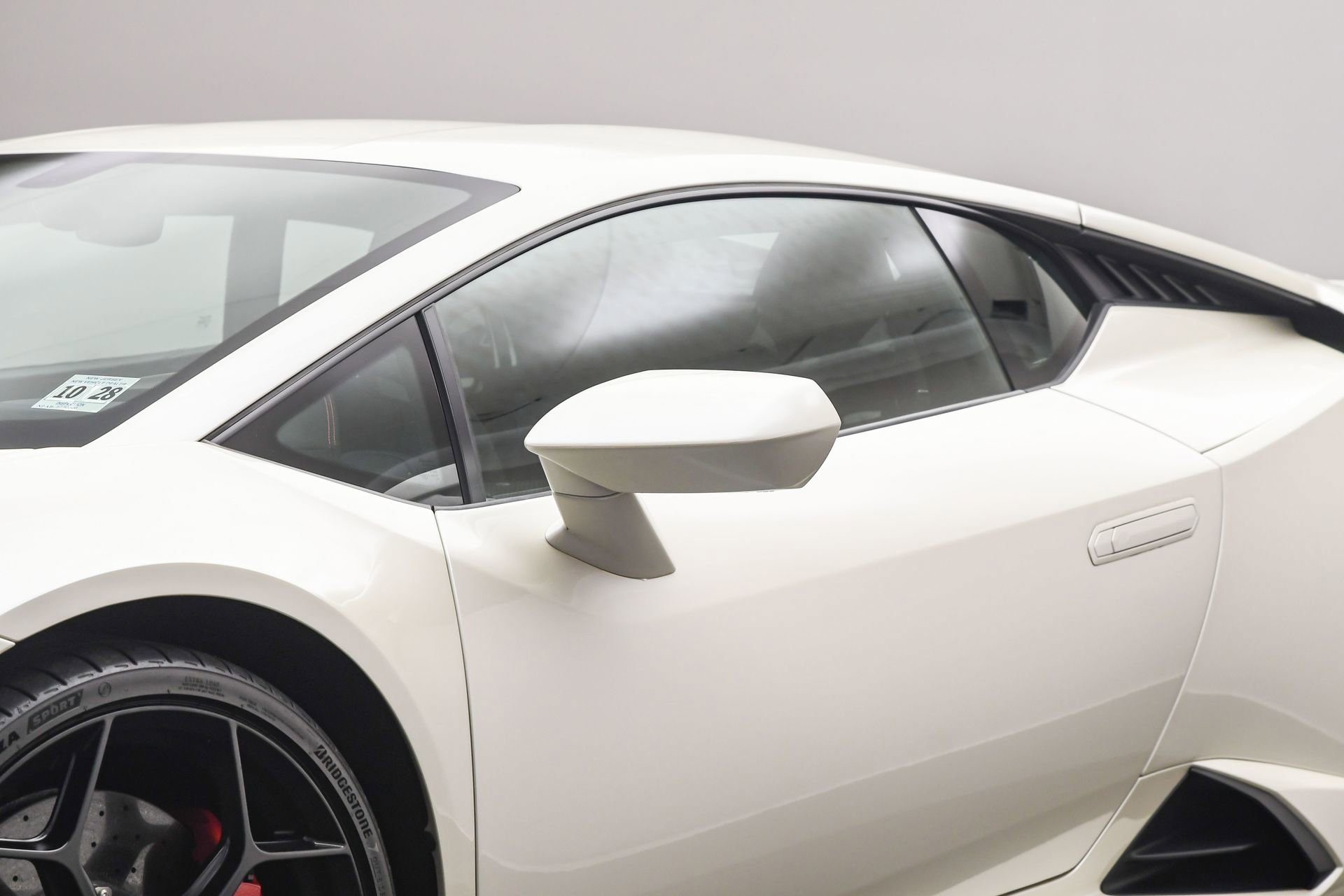 Used 2023 Lamborghini Huracan Tecnica image 9