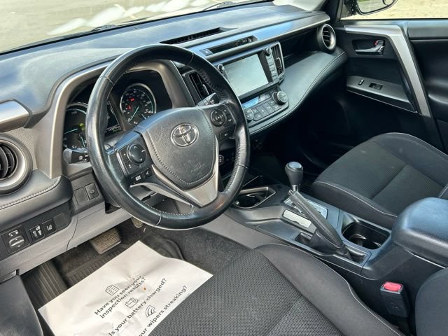 Used 2018 Toyota RAV4 XLE w/ Convenience Package AWD/4WD image 25